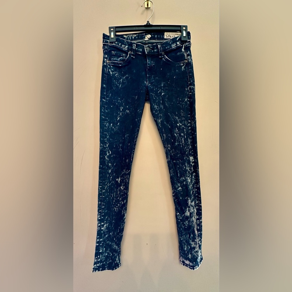 rag & bone Blue Skinny Jeans w/ White Splatter Design Size 26
